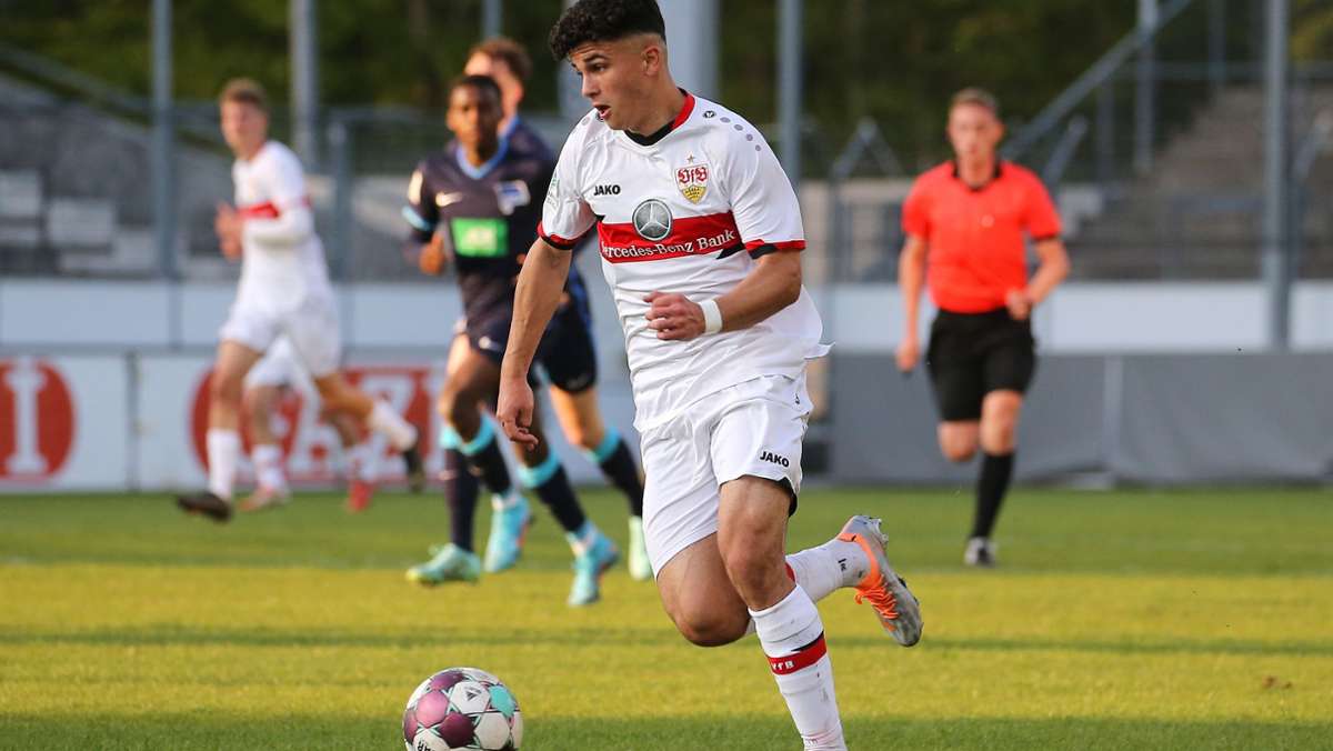 VfB Stuttgart Transfermarkt: Offensivtalent aus der U19 verlängert langfristig