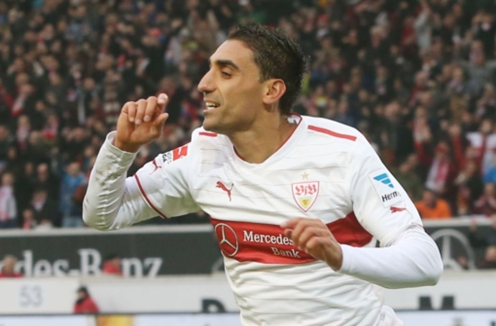 Torschütze zum 1:0 für den VfB: Stürmer Mohammed Abdellaoue. Welche Note er für seine Leistung bekommt, erfahren Sie in der Bildergalerie. Klicken Sie sich durch. Foto: Baumann