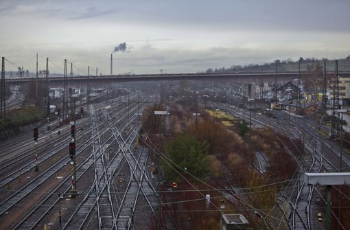 Die Pläne für den Abstellbahnhof auf diesem Gelände des alten Güterbahnhofs Untertürkheim werden geändert Foto: Peter Petsch