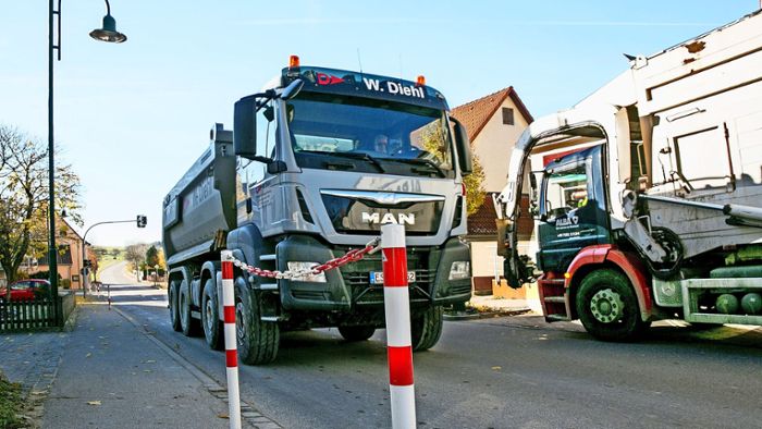 Erkenbrechtsweiler stöhnt unter Lastwagenverkehr