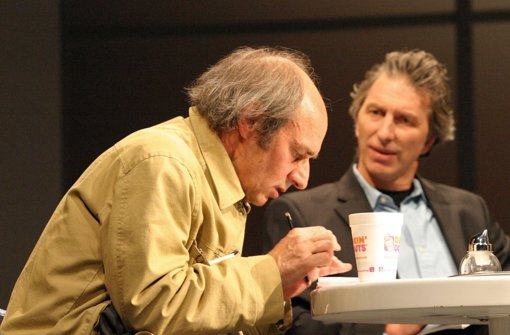 Die Produktion feierte im September 2010  mit Rufus Beck (links) und Karl Walter Sprungala in den Hauptrollen am Alten Schauspielhaus Premiere. Foto: Sabine Haymann