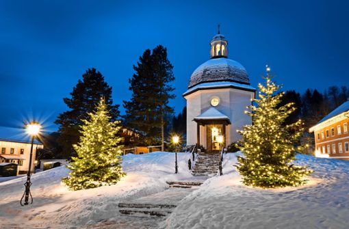 Nicht nur zur Weihnachtszeit: Die „Stille Nacht“-Kapelle in Oberndorf ist das ganze Jahr über ein Anziehungspunkt für Besucher. Foto: Tourismusverband Oberndorf