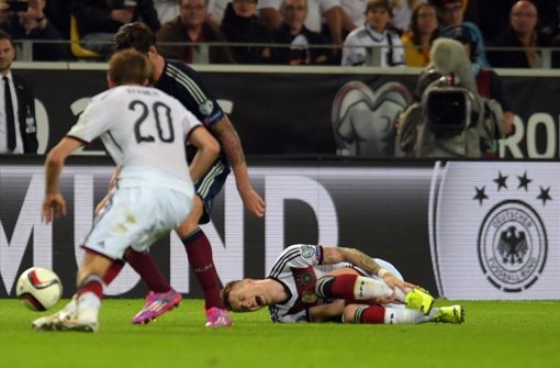 Die Verletzung von Marco Reus zwingt den Nationalspieler zu einer längeren Pause.  Foto: dpa