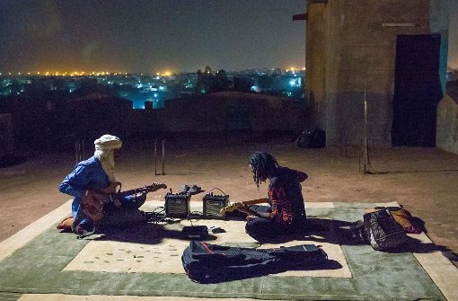 Mit „Mali Blues“ von Lutz Gregor beginnt am Mittwoch das SWR-Doku-Festival: Afrikanische Musiker müssen sich hier gegen den Wahn der Islamisten behaupten. Foto: Festival