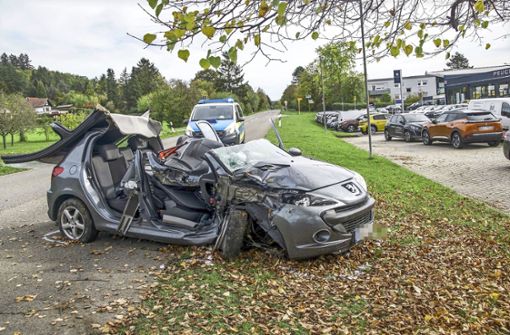 Der Unfall in Magstadt fordert eine leicht und eine schwer verletzte Person  Foto: SDMG/SDMG / Dettenmeyer