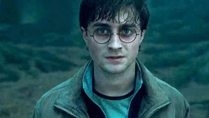 In Harry Potter und die Heiligtümer des Todes geht es ums Ganze. Nur einer kann überleben: Harry oder Voldemort. Foto: 2010 Warner Bros. Ent. Harry Potter Publishing Rights © J.K.R.
