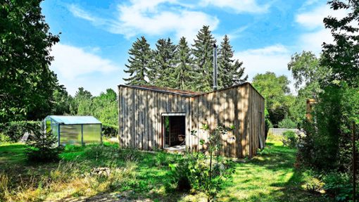 Wie verwirklicht man den Traum vom Tiny House? Die Volkshochschule Unteres Remstal bietet eine Kursreihe dazu an. Foto: dpa/Martin Schutt