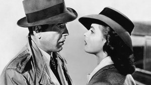 Schau mir in die Augen, Kleines: Humphrey Bogart und Ingrid Bergman, das tragische Paar aus Casablanca, gehören seit 70 Jahren zu den schönsten Filmpaaren. Foto: dpa