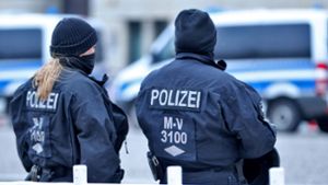 Die Polizei ermittelt nach dem Einbruch und sucht Zeugen. (Symbolfoto) Foto: IMAGO/Maximilian Koch