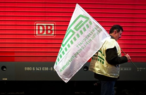 Die Lokführer haben den längsten Streik in der Geschichte der Deutschen Bahn AG angekündigt.  Foto: dpa