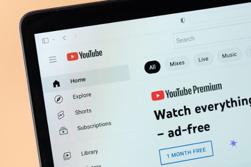 YouTube geht strikt gegen Werbeblocker vor. Foto: PixieMe / shutterstock.com