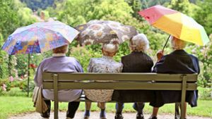 Im Alter unbeschwert in vertrauter Umgebung und so selbstständig wie möglich leben zu können, ist der Wunsch vieler Senioren. Foto: dpa