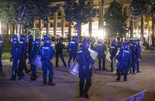 Die Polizei zog zahlreiche Kräfte zusammen, um der Lage Herr zu werden. Foto: 7aktuell.de/Simon Adomat