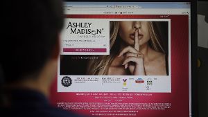 Das Seitensprung-Portal Ashley Madison ist 2015 wegen mangelndem Datenschutz in einen Skandal verwickelt worden. Foto: AP