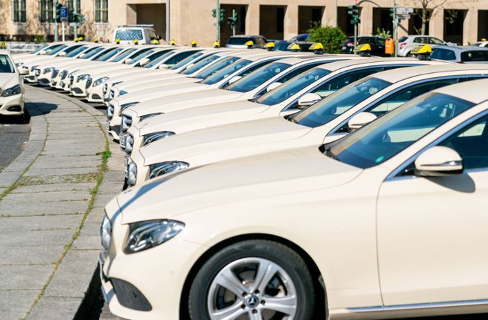 Keine Taxiversion der E- und B-Klasse mehr: Mercedes verärgert Taxibranche