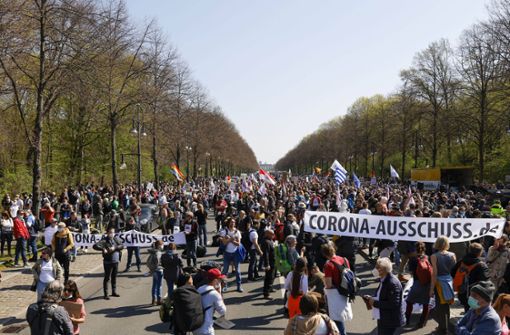 Mehrere Demonstrationen in Berlin gegen die Corona-Politik wurden aufgrund des Infektionsschutzes und der prognostizierten Versammlungslage verboten. (Archivbild) Foto: imago images/Future Image/Jean MW