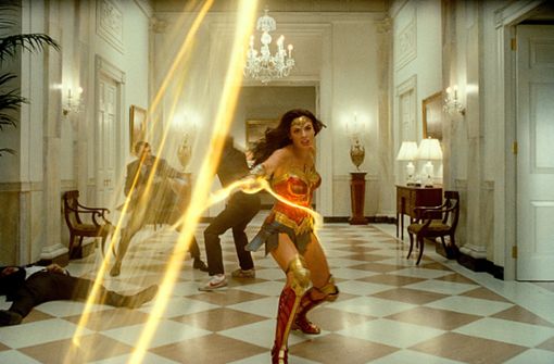 Wohl der, die ein magisches Lasso hat: Gal Gadot als Wonder Woman alias Diana Prince Foto: / Warner Bros. Pictures/DC Comics