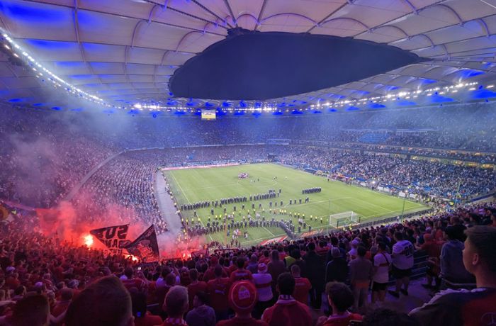 Hamburger SV gegen VfB Stuttgart: Einmal Hamburg und zurück – wie  die VfB-Fans das Rückspiel erlebten