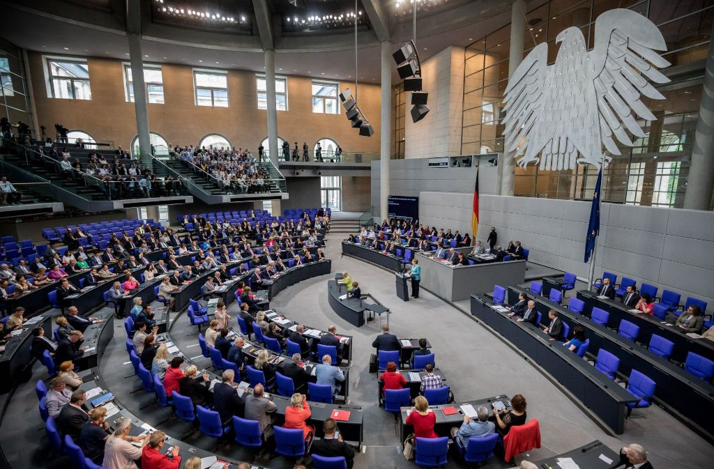 Im Bundestag wird am Freitag über die „Ehe für alle“ abgestimmt. Foto: dpa