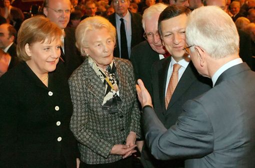 Libet Werhahn-Adenauer (zweite von links) wurde 90 Jahre alt. Foto: dpa