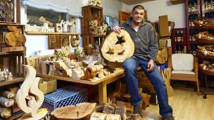 Matthias Schadt bietet Holzprodukte seit zwölf Jahren an. Foto: Avanti