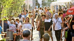 Das Bürgerfest lockt Besucher aus Nah und Fern in die Schillerstadt. Foto: Werner Kuhnle