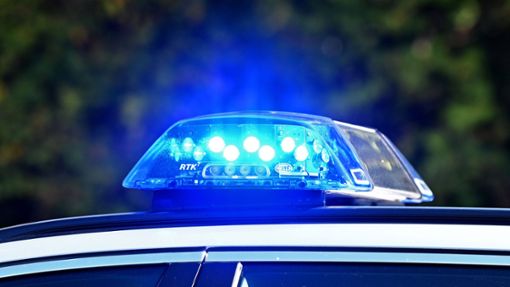 Die Polizei sucht nach einem Mann, der drei Jungen belästigt hat (Symbolfoto). Foto: IMAGO/Sven Simon/IMAGO/Frank HOERMANN / SVEN SIMON