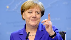 Pressekonferenz in Brüssel nach dem EU-Gipfel: Trotz Brexit-Krise kann Kanzlerin Angela Merkel zwischendurch noch lächeln Foto: AFP