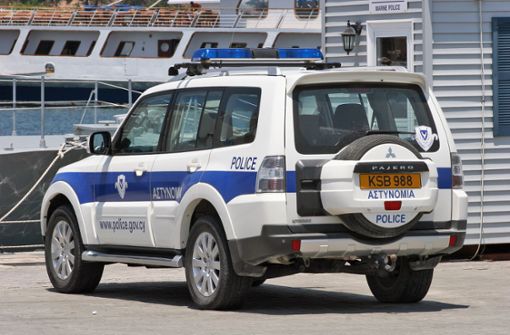 Die zypriotische Polizei hat mutmaßliche Urnendiebe gefasst. (Symbolbild) Foto: Shutterstock/Joe Dejvice