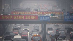 Verkehr in der chinesischen Stadt Beijing. Foto: EPA