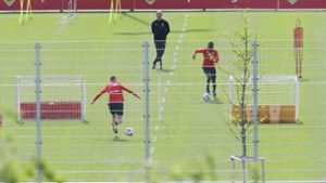 Auf dem Trainingsgelände des VfB gibt es während der Coronakrise viel Platz. Foto: Baumann