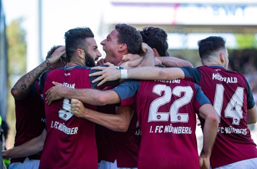 Großer Jubel: Der 1. FC Nürnberg kehrt nach vier Jahren in die Fußball-Bundesliga zurück. Foto: Getty