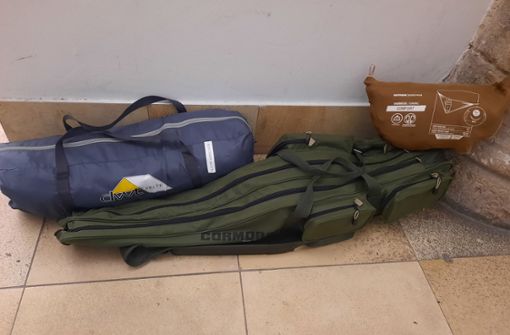 Die Polizei stellte  drei Gepäckstücke sicher. Foto: Polizeipräsidium Ulm