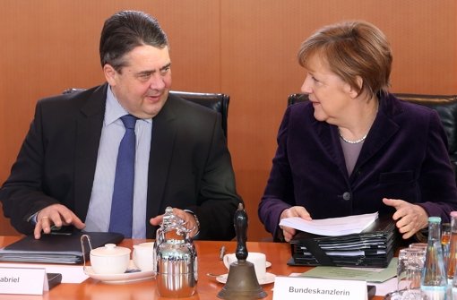 Bundeskanzlerin Angela Merkel (links) und Vizekanzler Sigmar Gabriel Foto: dpa