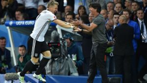 Bei der EM 2016 gewann Deutschland sein Auftaktspiel gegen die Ukraine. Bastian Schweinsteiger erzielte das Tor zum 2:0-Endstand Foto: imago/Revierfoto