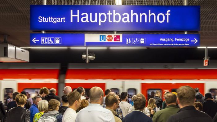 Drei Männer prügeln sich am Hauptbahnhof –  Zeugen gesucht