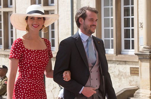 Im roten Kleid ein Hingucker: Prinzessin Claire und ihr Mann, Prinz Félix von Luxemburg Foto: Getty Images