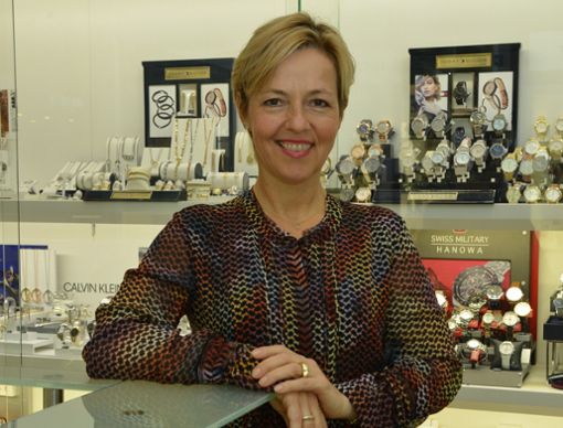 Andrea Goldberg, Inhaberin von T@im watches & more. Foto: Alles muss raus bei T@im watches & more