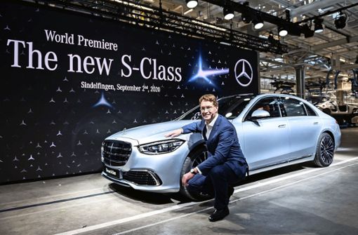 Vor einem Jahr präsentierte Daimler-Chef Ola Källenius die neue S-Klasse. Das neuartige High-Tech-Navi wird es zunächst nicht geben. Entgegen früheren Aussagen wird es auch später nicht nachgerüstet. Foto: dpa/Silas Stein