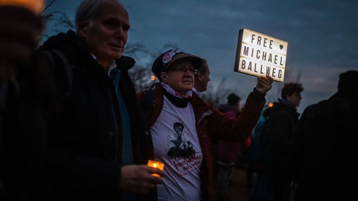 Ballweg-Anhänger demonstrieren für Freilassung von Querdenken-Gründer