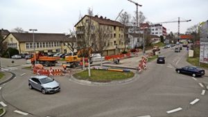 Auf der Kreisel-Kreuzung der Bühlstraße mit der Bruckstraße werden  bis Mitte April Wasserleitungen saniert. Foto: Patricia Sigerist