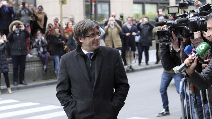 Richter erlässt Haftbefehl gegen Puigdemont