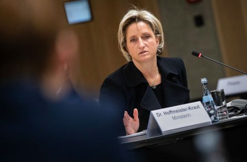 Wirtschaftsministerin Nicole Hoffmeister-Kraut. Foto: dpa/Christoph Schmidt