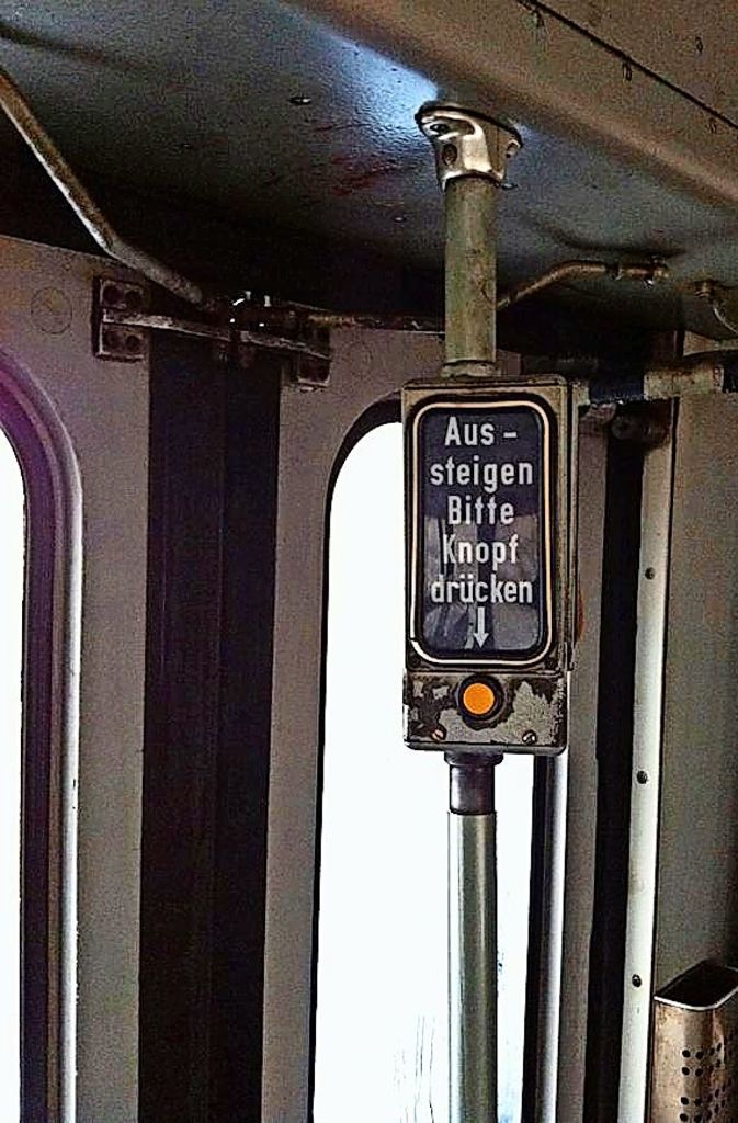 Der legendäre  Knopf der Straßenbahn.