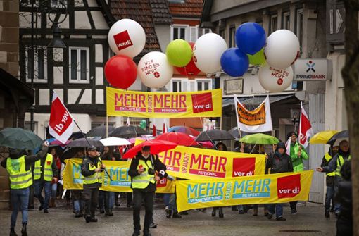 Bunter Protest für bessere Bedingungen  in  Sozial- und Erziehungsdienst Foto: Gottfried Stoppel