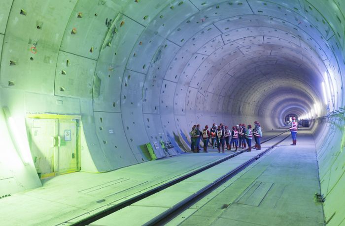 Stuttgart 21: Fildertunnel fasziniert Besucher bei Führung