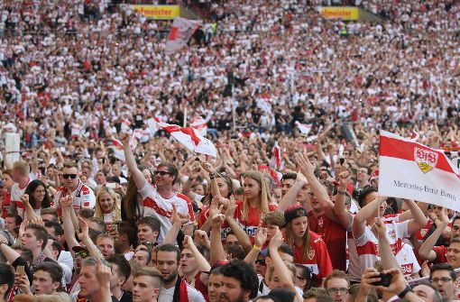 Der VfB Stuttgart ist wieder erstklassig. Foto: Bongarts