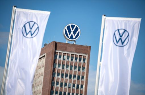 Wie viele Autohersteller zahlt auch Volkswagen seinen Tarifbeschäftigten jährlich eine erfolgsabhängige Bonuszahlung. Foto: dpa/Sina Schuldt