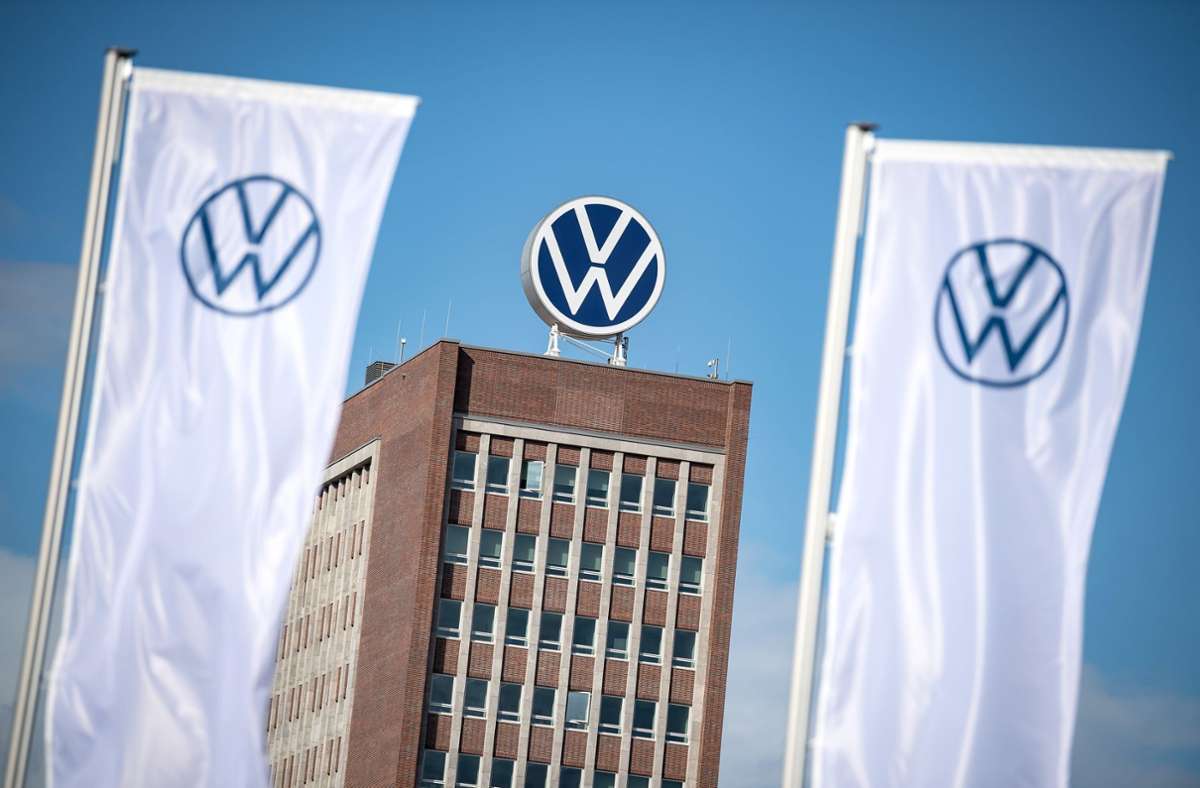 Wie viele Autohersteller zahlt auch Volkswagen seinen Tarifbeschäftigten jährlich eine erfolgsabhängige Bonuszahlung. Foto: dpa/Sina Schuldt
