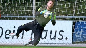 Hannovers Torhüter Ron-Robert Zieler will seinem Ex-Club VfB Stuttgart einen Strich durch die Rechnung machen. Foto: dpa